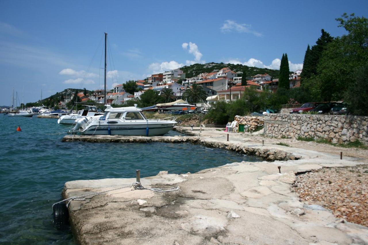 Apartments By The Sea Tisno, Murter - 5141 Exterior photo