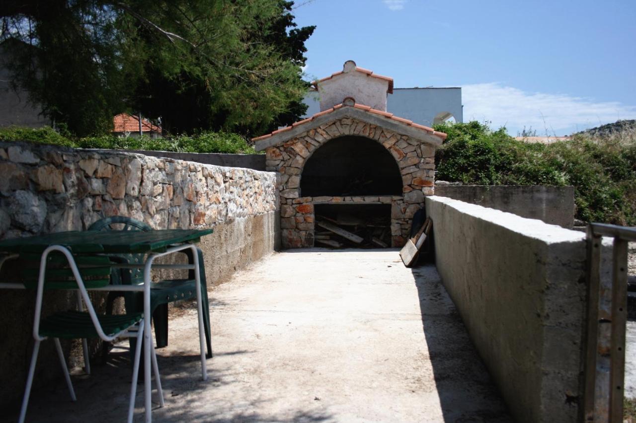 Apartments By The Sea Tisno, Murter - 5141 Exterior photo